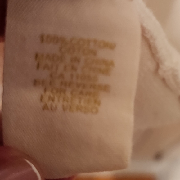 💘HOST PICK (twice)💘 adorable sweater adorned with lime green ribbon.LOVE LOVE! - Picture 10 of 10